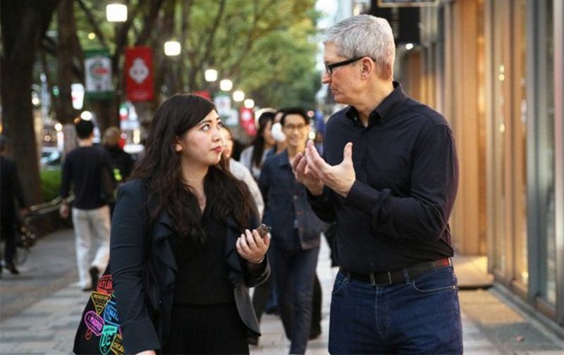 Apple CEO Tim Cook again touts benefits of AR over VR, says 'no substitute for human contact' - AppleInsider (press release) (blog)