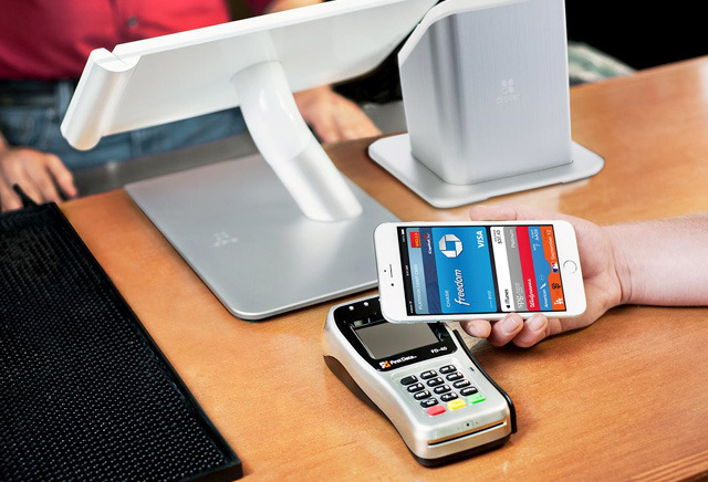 photo of Apple Pay picks up more card issuers in US, France & Australia image