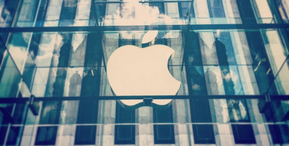 photo of Apple places 5th on corporate reputation poll, Samsung drops 42 spots image