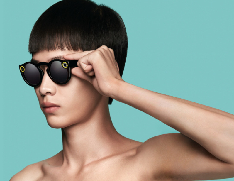 photo of Snapchat begins online sales of iPhone-connected Spectacles image