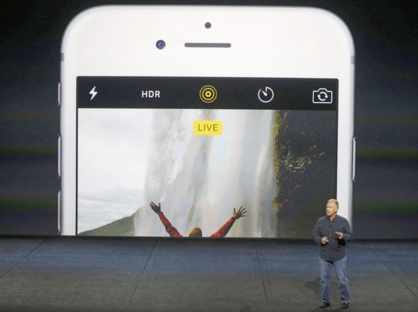 photo of Apple debuts Live Photos API, allows for playback on most popular browsers image