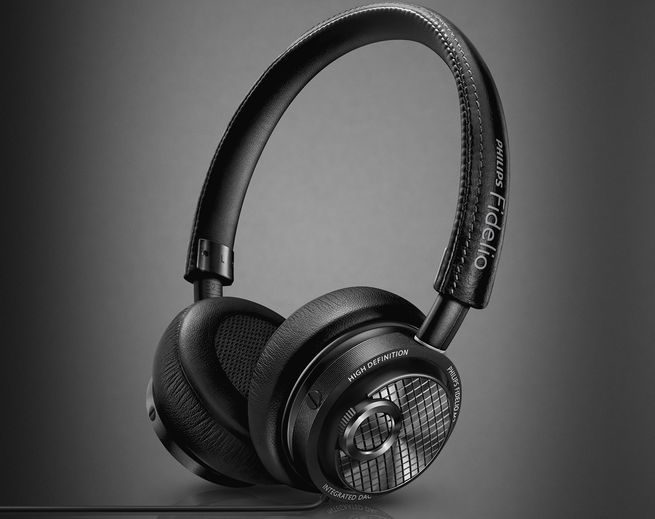 Philips announces Fidelo M2L, the firstever Apple Lightning headphones