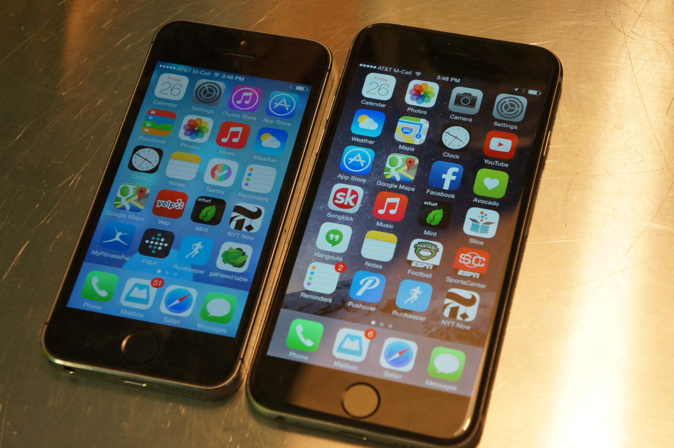 Adapting To Change A Review Of Apple S Larger 4 7 Inch Iphone 6 Vs The Smaller 4 Inch Iphone 5s Appleinsider