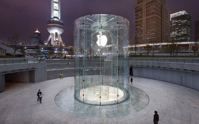 Apple tops Louis Vuitton, Gucci as the gift of choice among China's wealthy