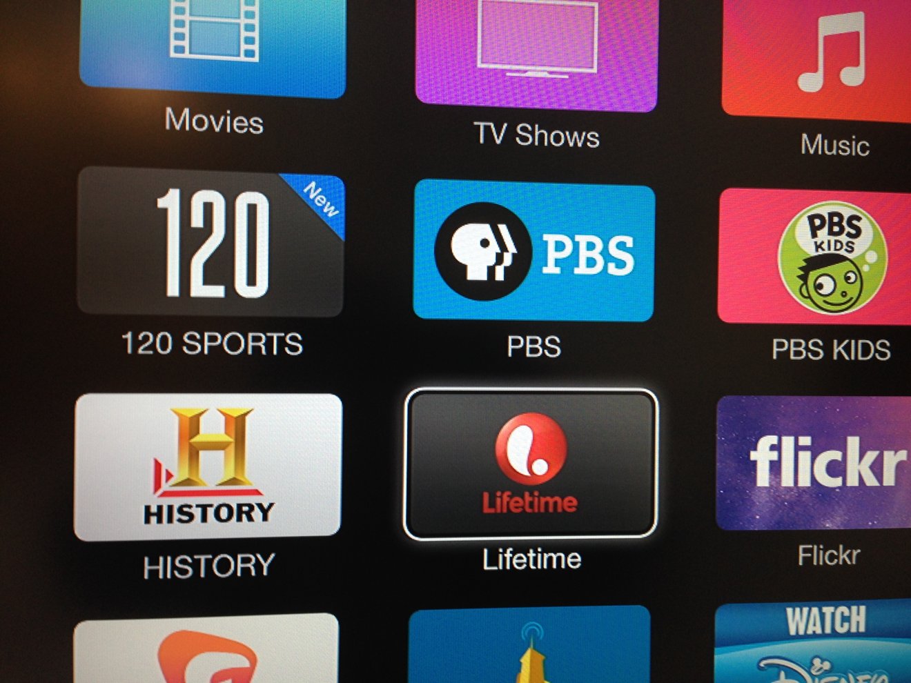 Briefly: Apple TV gains 120 Sports channel, Twitter adds group ...