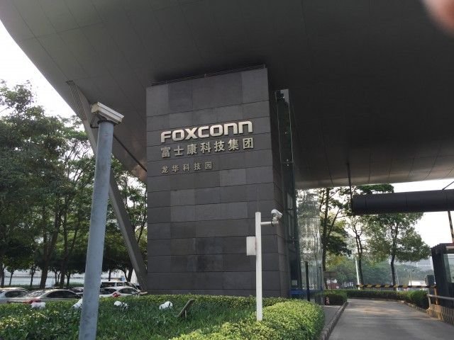 Appleの製造パートナーであるFoxconnは悪役に対する世間の認識を変えようとしている