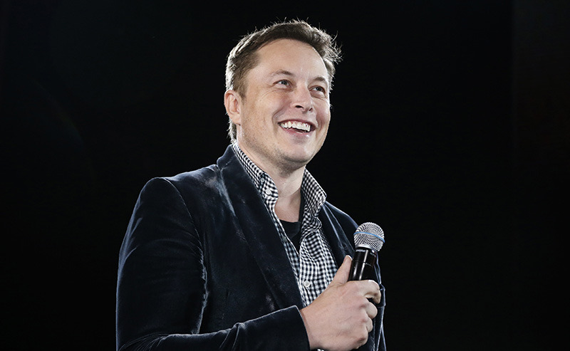 イーロン・マスク氏、Apple CarとApple Watchを撤回、Twitter告白で暴言