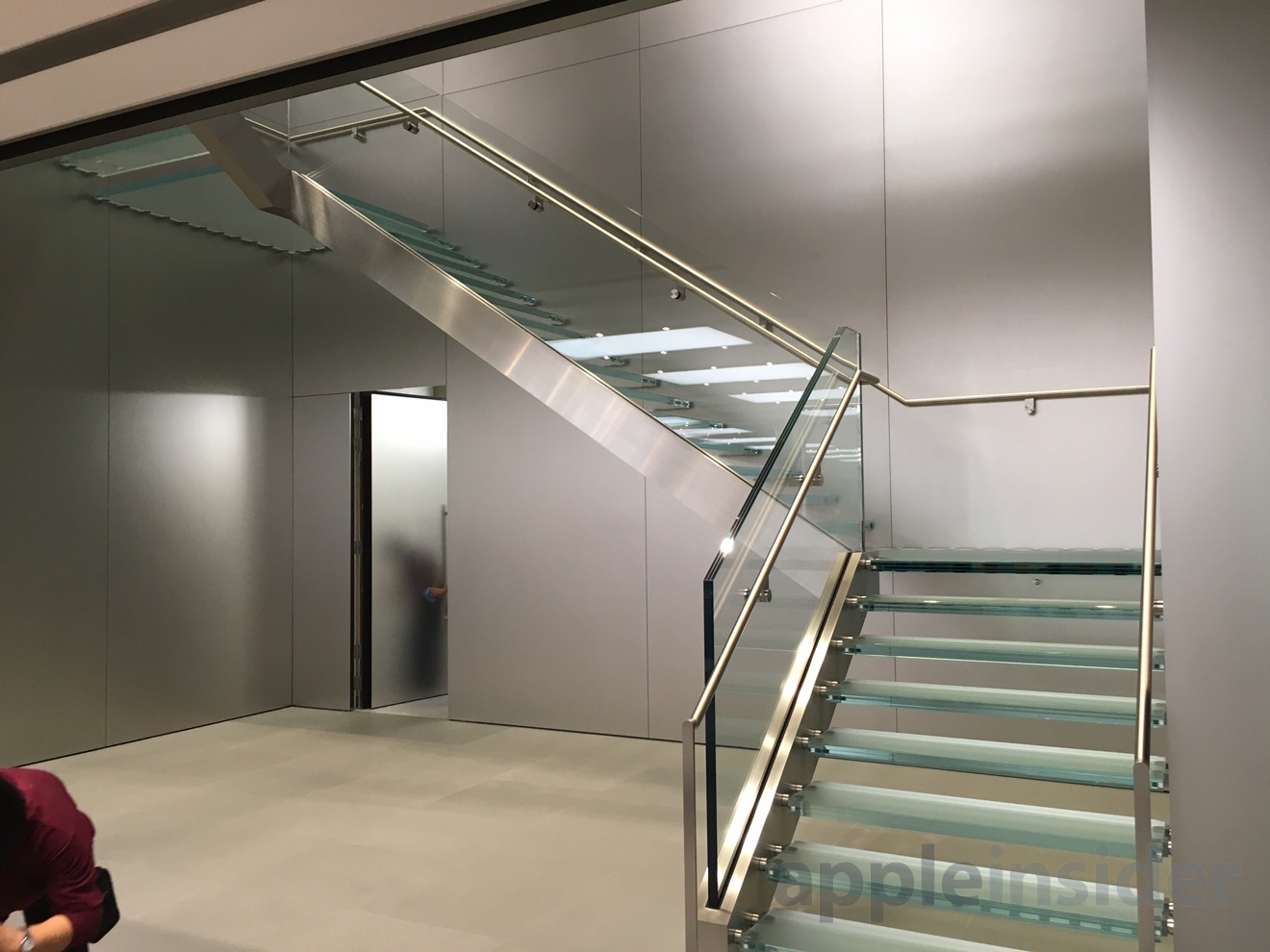 Third floor opens at IFC Mall Apple Store in Hong Kong AppleInsider