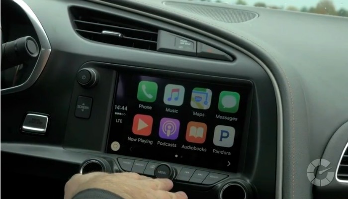 Apple's CarPlay wins Autoblog 2016 Technology of the Year award