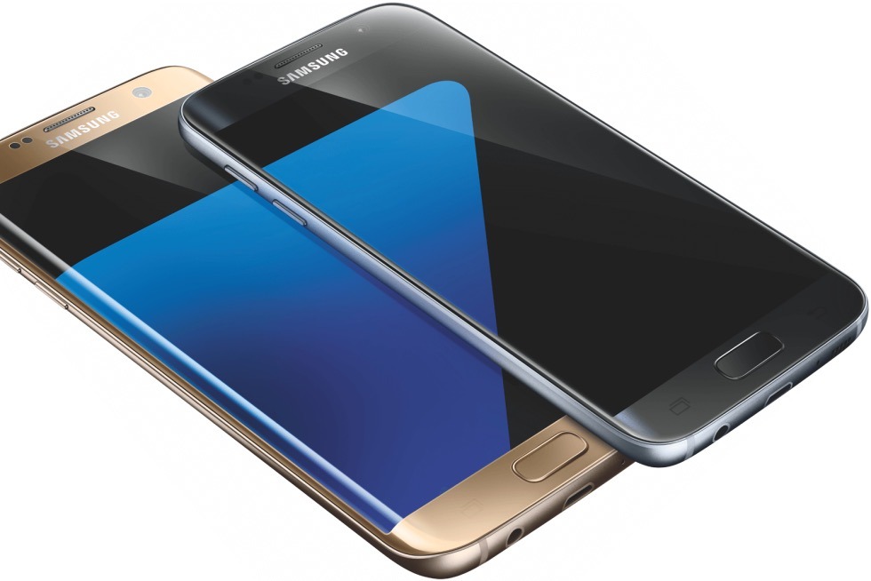 初期のレビューでは、Samsung の Galaxy S7 が最高のスマートフォンの有力な候補として挙げられています