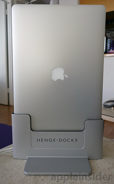 Vertical Dock for 15 inch MacBook Pro with Retina Display by Henge Docks  (Previous Gen MacBook)
