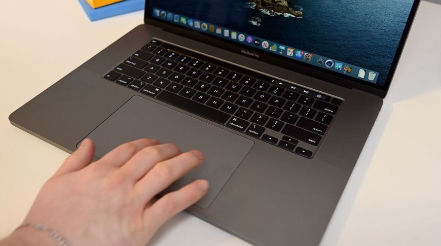 Apple’s massive trackpad can be clicked anywhere, and operates smoothly edge to edge.