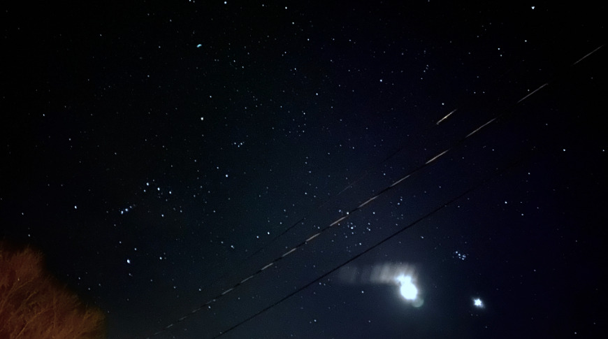Night Mode can be used to capture images of the night sky