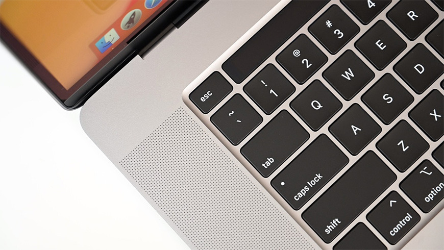 external keyboard for macbook pro attach