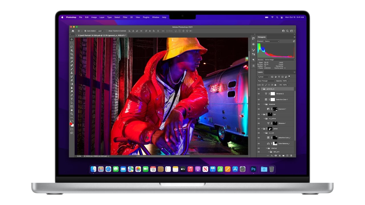 Photoshop is optimized for great performance on the M1 Pro and M1 Max