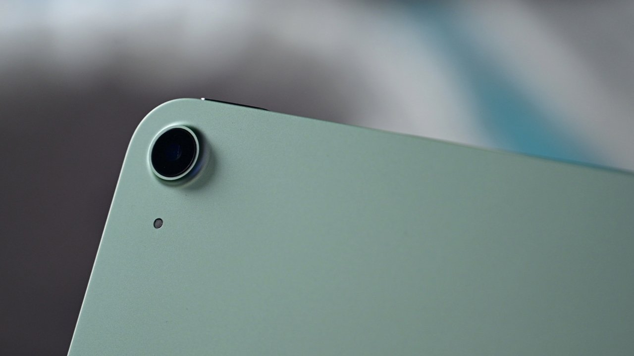 The 12MP camera takes excellent photos thanks to the A14 processor