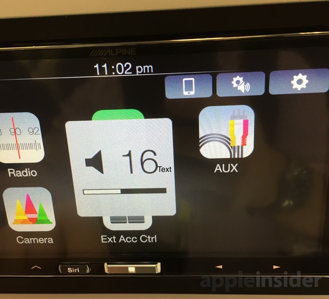 Handson Apple CarPlay goes wireless over WiFi with Alpine's iLX107