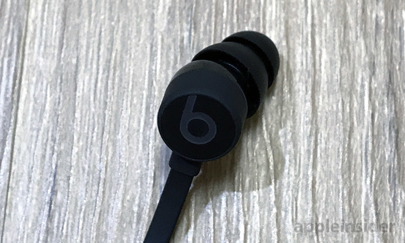 beatsx which is right and left