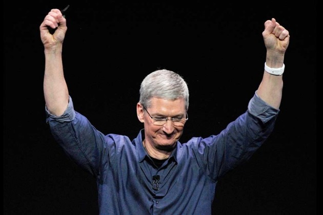 Apple Watch on Tim Cook's wrist