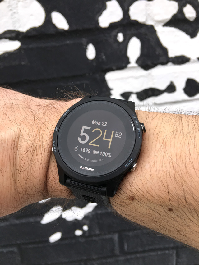 Review Garmin s iPhone connected Forerunner 935 offers Fenix