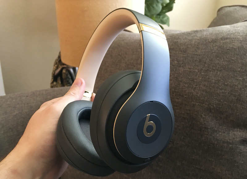 Review Beats Studio3 Wireless offers noise cancellation Apple s