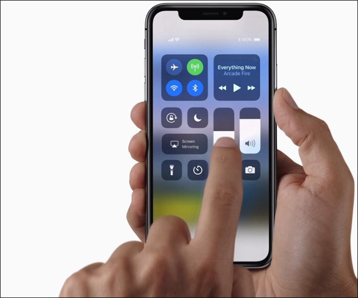 How to invoke Control Center and Notification Center on iPhone X