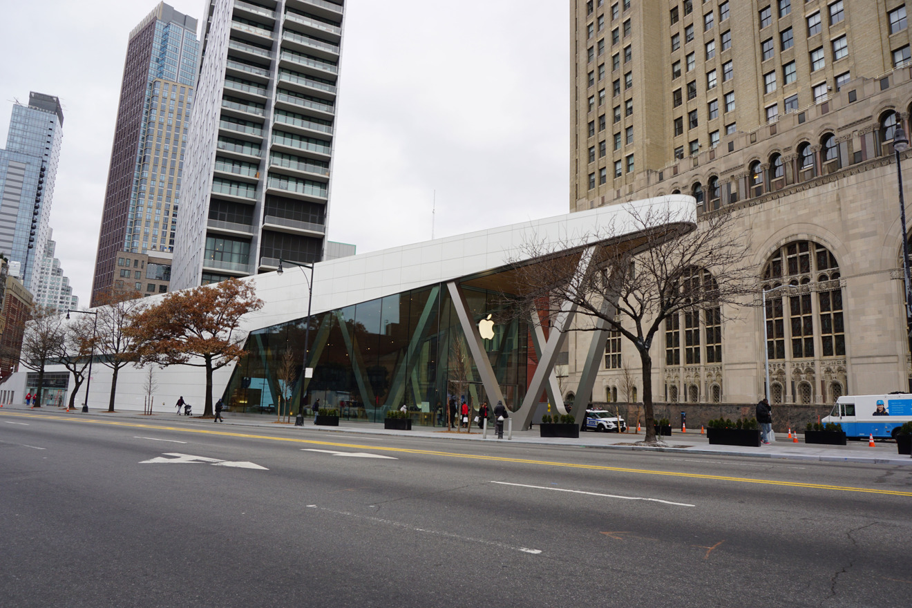 apple store downtown houston