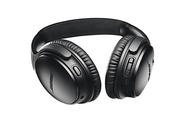 Bose Quiet Comfort 35 Series II Wireless Headphones in Black