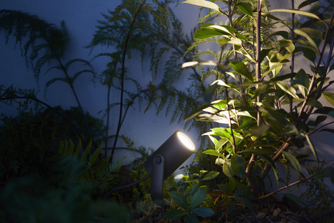 Philips Brings Hue Outdoors With Hot Compatible Calla And Lily Hue Outdoors With Hot Compatible