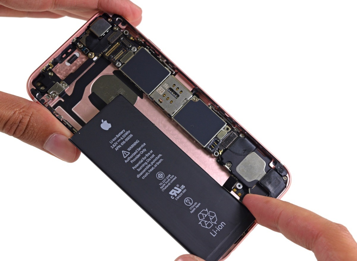 Here we go again: Apple's iPhone battery service terms igniting