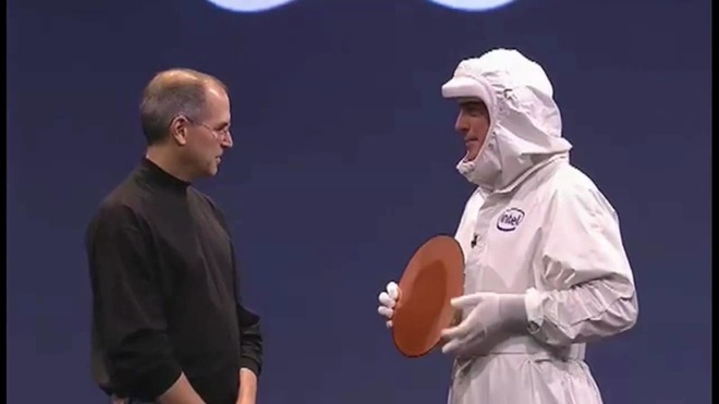 Steve Jobs during the Intel Macs announcement