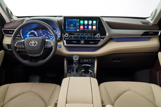 CarPlay in the 2020 Toyota Highlander.