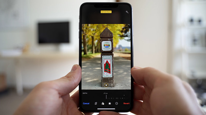iPhone XS Depth Control