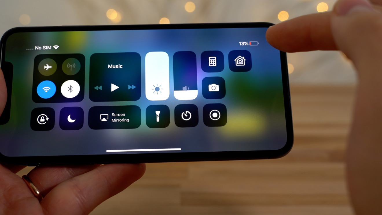 The iPhone XS Max dropped 23 percent of its battery after one hour of gameplay