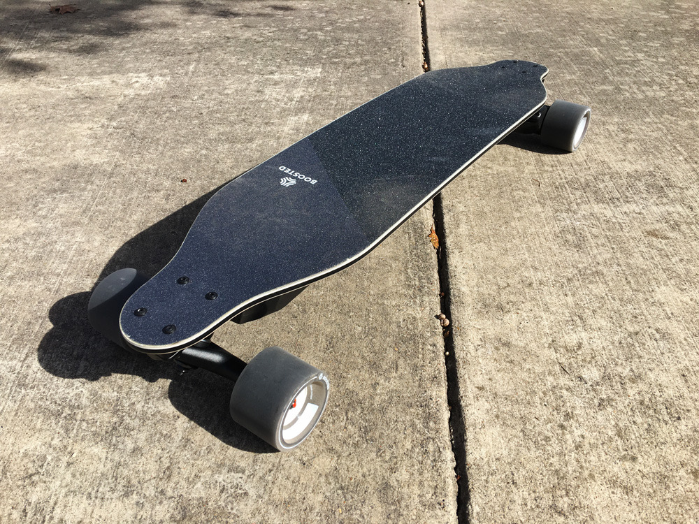 Review: Boosted's top-flight, iPhone-connected Stealth electric 