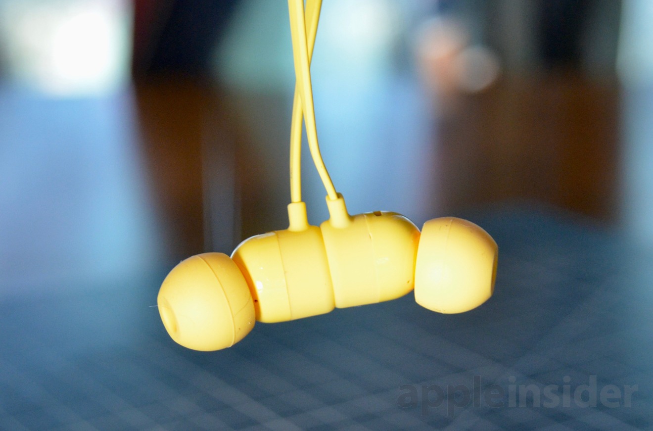The embedded magnets hold the urBeats3 together when stored