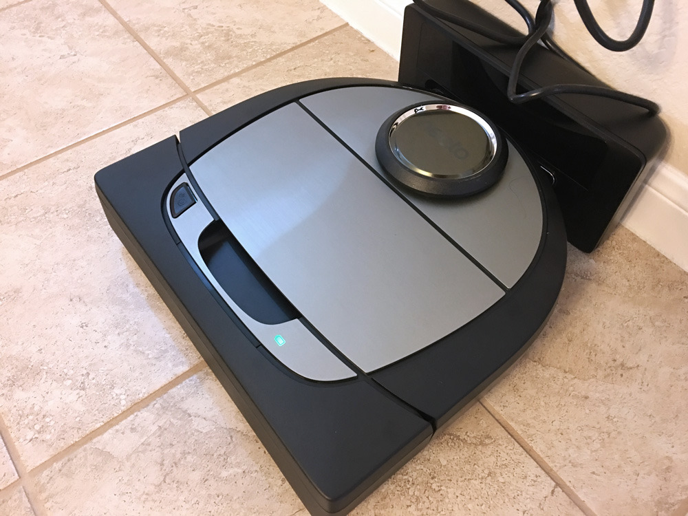 photo of Review: Neato's iPhone-connected Botvac D7 is a worthy Roomba alternative image
