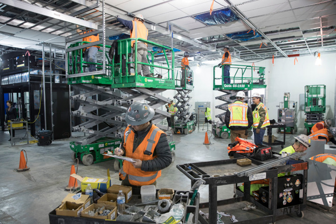 Workers at Apple's Reno, Nevada data center