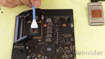 Cleaning the original factory-applied thermal paste