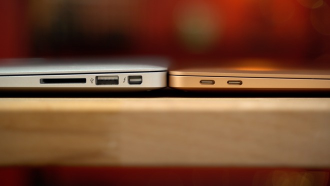 Comparing connectors on the two MacBook Air generations