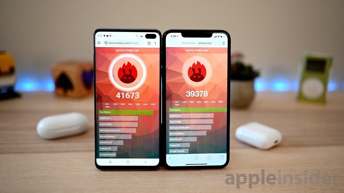 Samsung Galaxy S10+ and iPhone XS Max