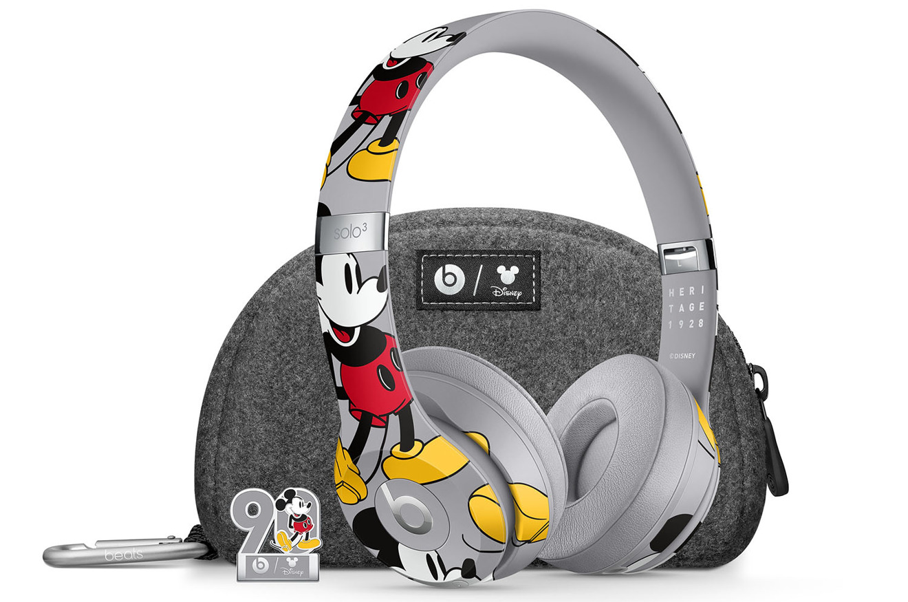 Beats Solo3 Wireless Headphones Mickey Mouse 90th Anniversary Edition