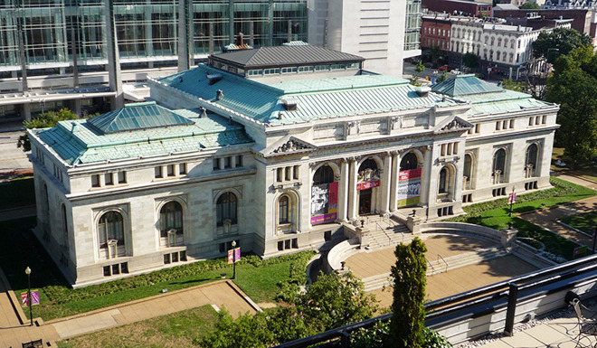 An earlier photograph of Carnegie Library before Apple's construction work.