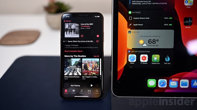 iPhone & iPad with Dark Mode enabled