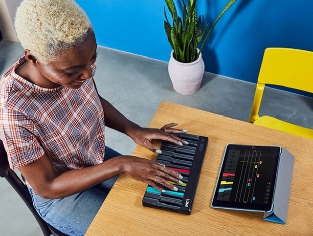 Roli LUMI learning keyboard