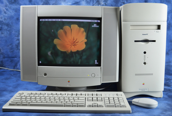 A Performa 6400. | Image Credit: Vectronic's Collections