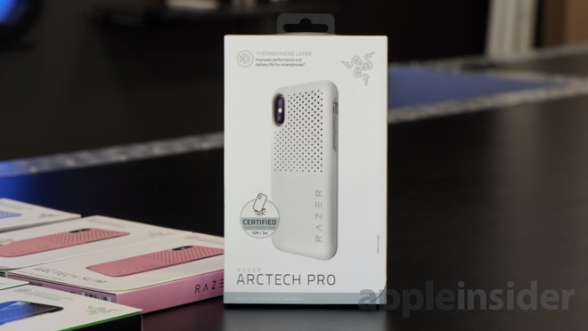 Razer Arctech Pro in white for iPhone XS