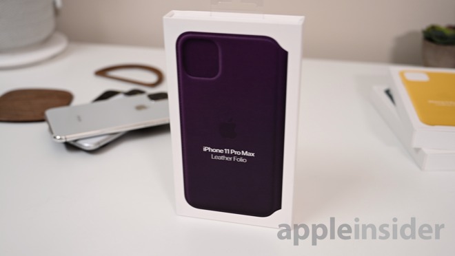 Leather folio for iPhone 11 in aubergine