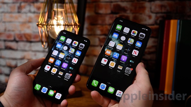 iPhone 11 Pro (left) and iPhone 11 Pro Max (right)