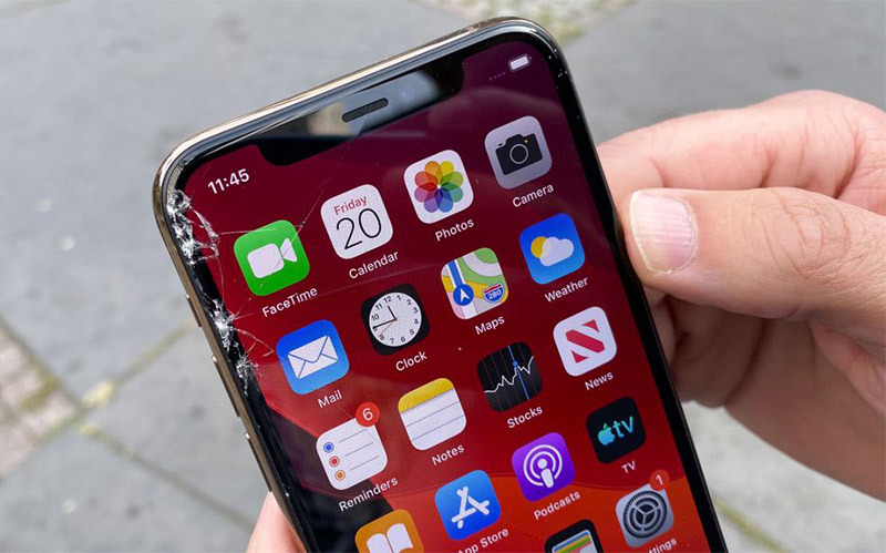 How durable is iPhone 11 screen?